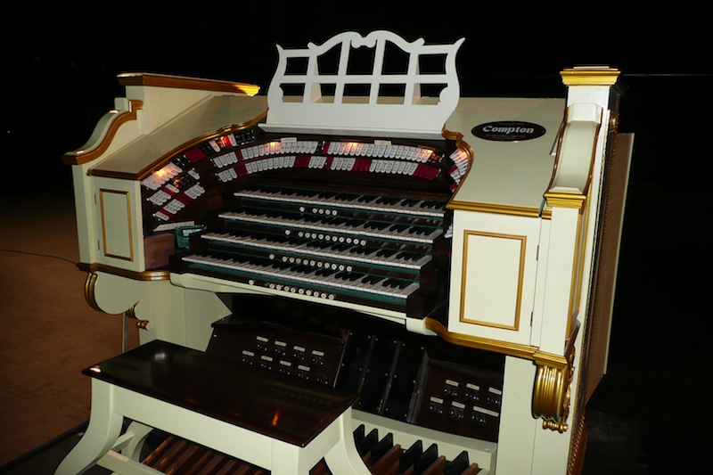 London, Eventim Apollo The Cinema Organ Society